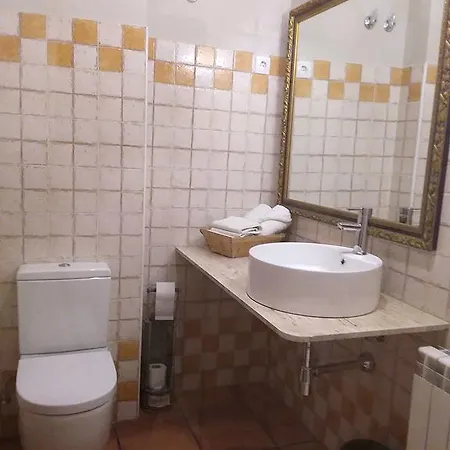 Guest house Madariaga 3*